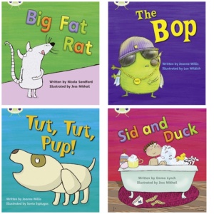 Learn to Read at Home with Bug Club Phonics: Pack 2 (Pack of 4 fiction books)
